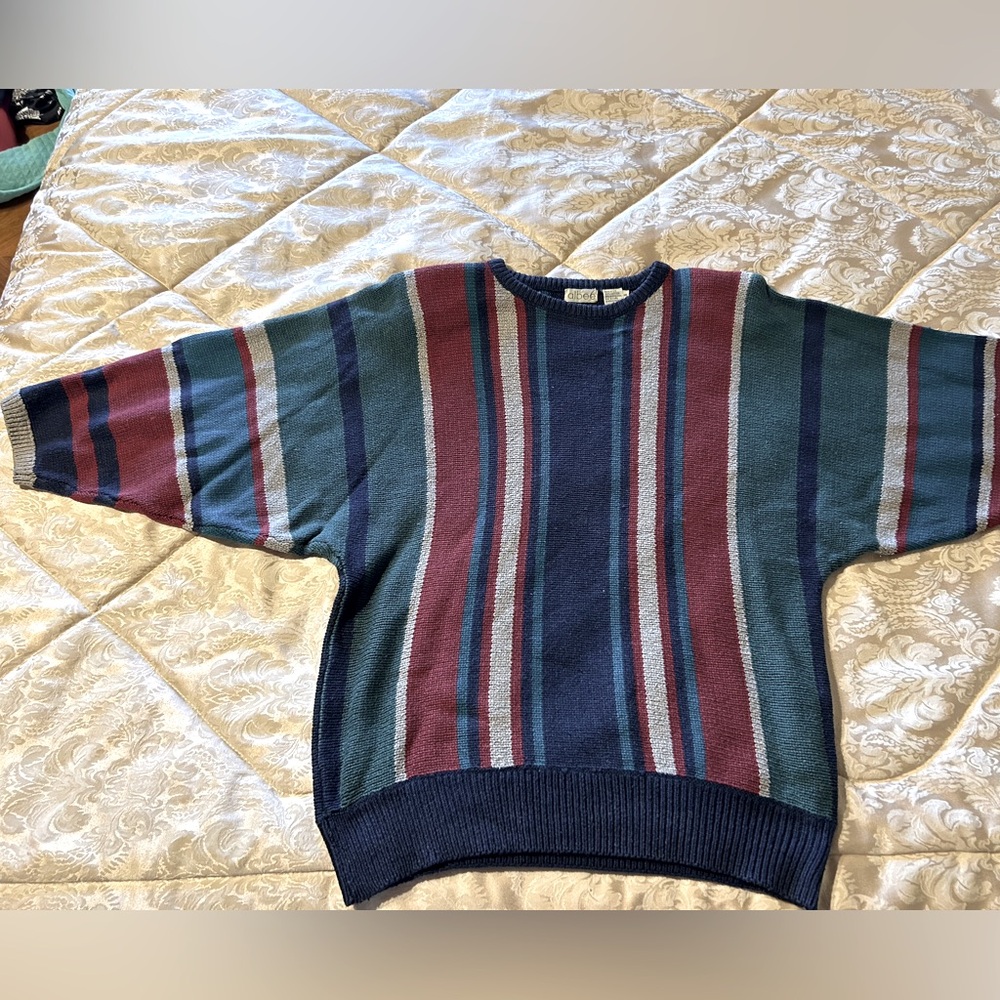 Vintage knit sweater